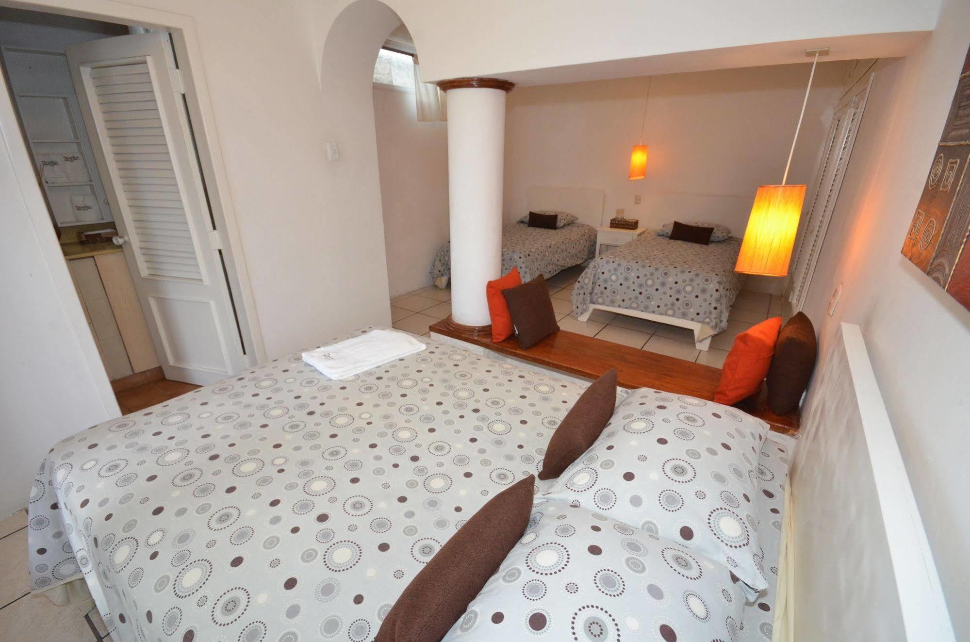 Bed and Breakfast Casa Opuntia Пуерто-Бакерісо-Морено Екстер'єр фото