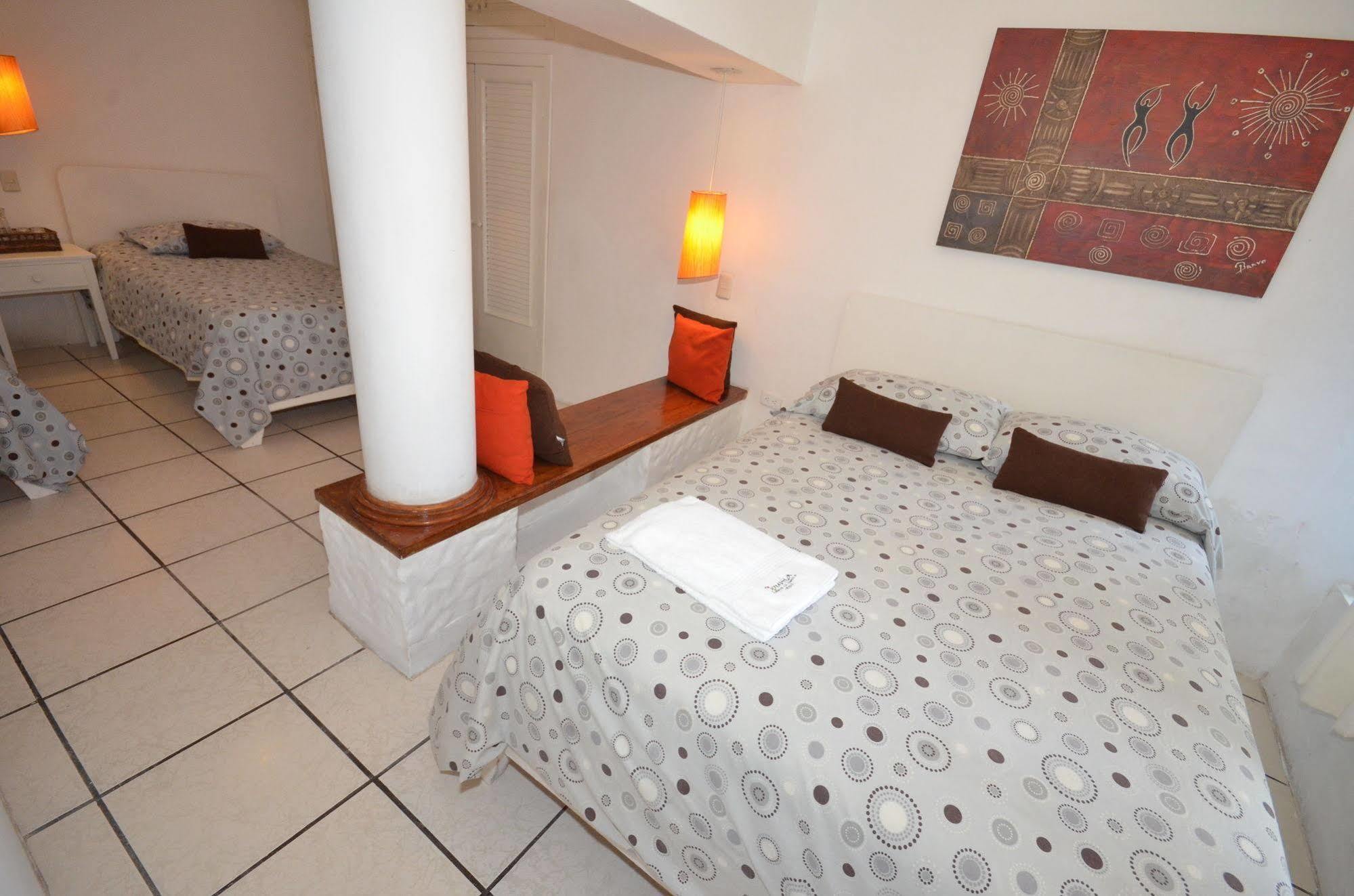 Bed and Breakfast Casa Opuntia Пуерто-Бакерісо-Морено Екстер'єр фото